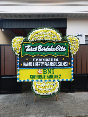 Papan Bunga Duka di Birem Bayeun